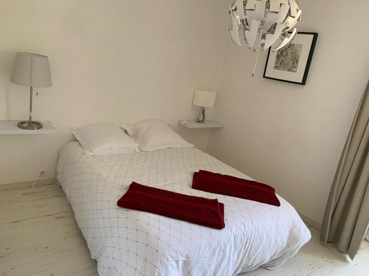 Maison En Perigord A 5 Mn A Pieds Du Centre Sarlat Eksteriør bilde